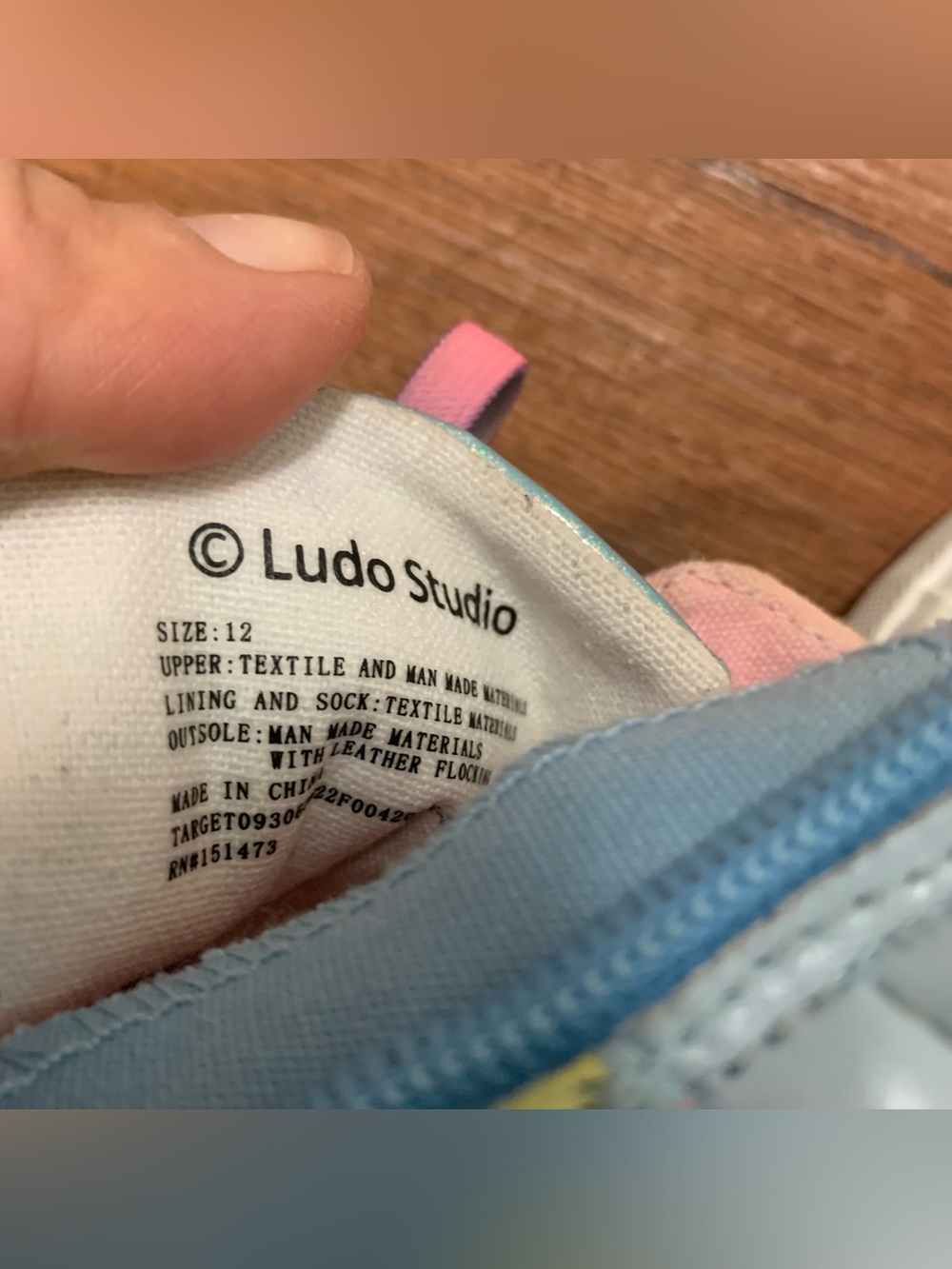 Bluey Toddler Girls Size 12 Ground Up Iridescent High Top Sneakers Blue Pink - Picture 9 of 9